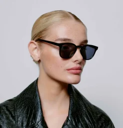 A.Kjaerbede Bate Sunglasses Black