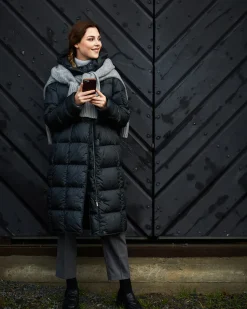 Joutsen Essi Kevytuntuvatakki Hiilenmusta