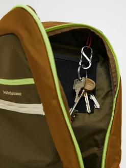 Peak Performance Outdoor Crossbody Bag Earth Summit