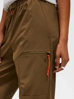 Peak Performance Outdoor Cargo Pants Women Meadow Moss