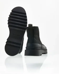 Sneaky Steve Kamiki Hi Winter U Shoes Black