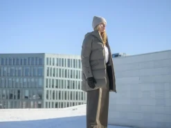 UBER Technology Thundra Parka Dark Sand